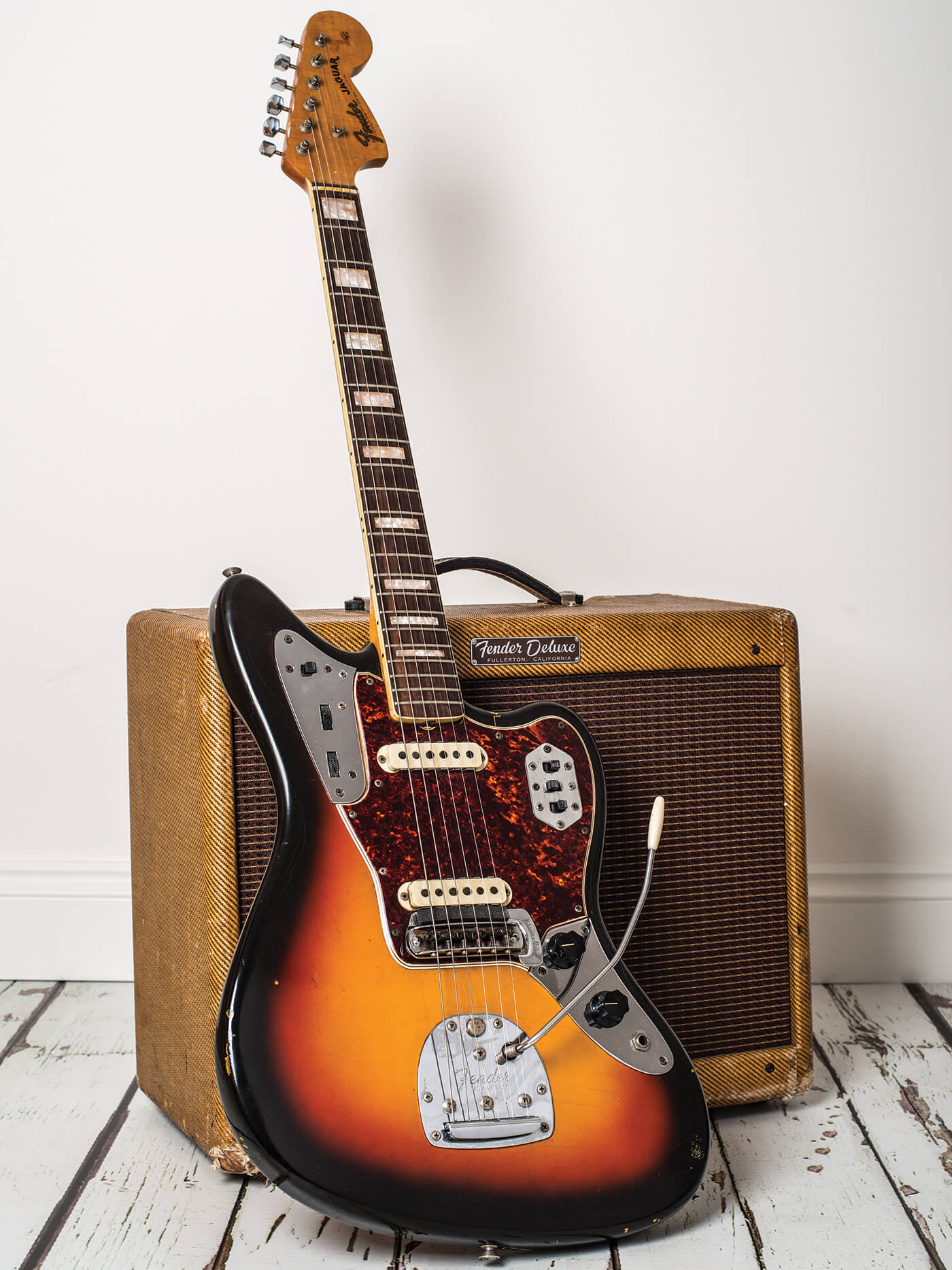 25个偏移技巧Fender Jaguar风格拍摄