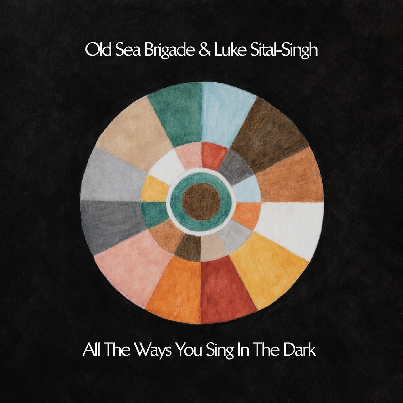 老海旅和卢克·辛格（Luke Sital-Singh）在黑暗中唱歌的所有方式