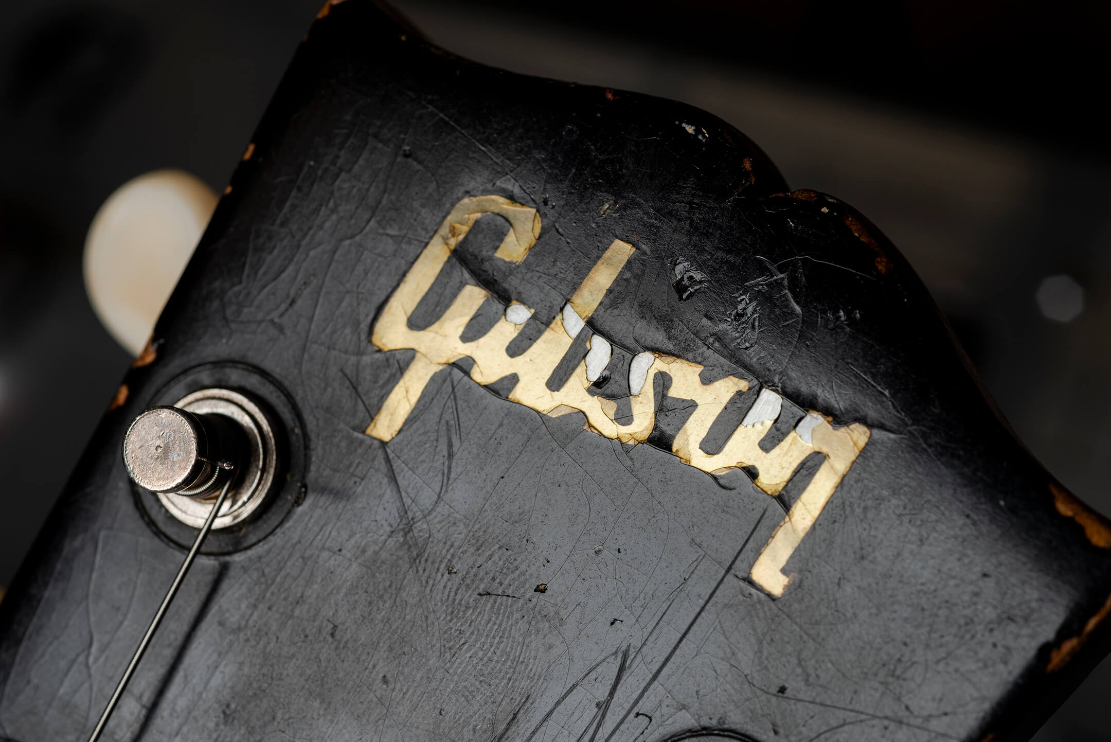 老式台架测试:Gibson 1969 Es-330 '长颈'标志