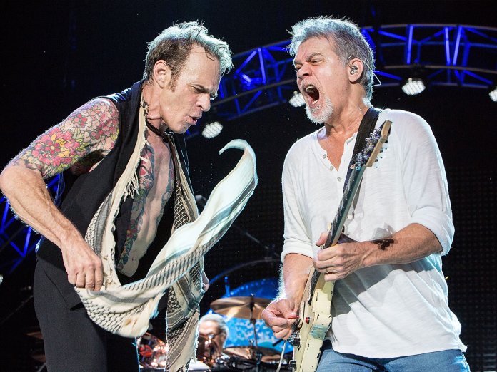 David Lee Roth和Eddie Van Halen Onstage