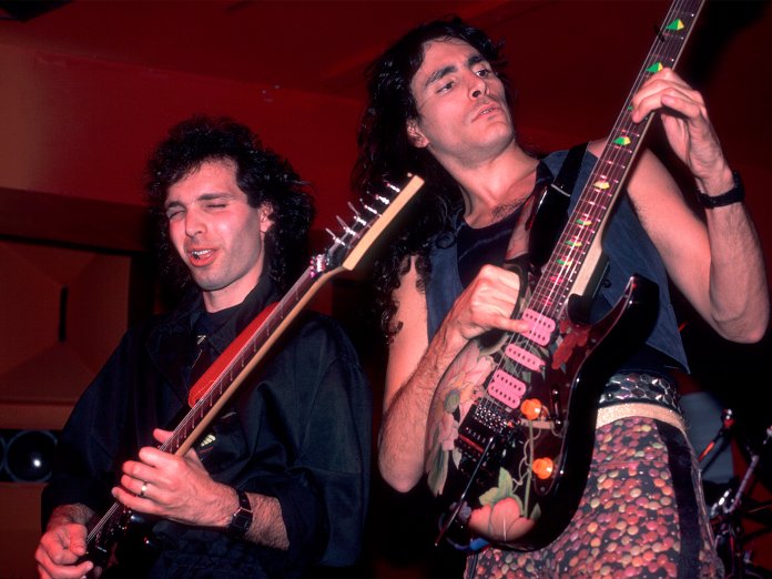 Steve Vai和Joe Satriani Onstage