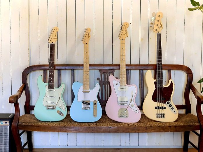 Fender Japan Junior Collection Guitar
